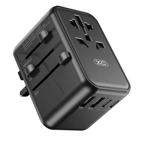 Adattatore da viaggio universale XO - Connettori per oltre 150 paesi - Potenza in uscita fino a 2500 W - Porta USB-C da 65 W - Cinque porte di uscita - Colore nero